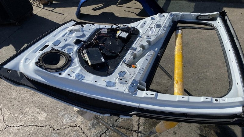 1028790-00-K ⭕ 2016-2024 Tesla Model X Rear Driver Side Falcon Door Shell Panel LH White PPSW