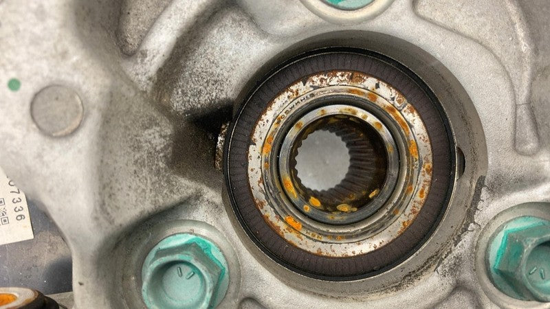 ⭕2016-2023 Mazda MX-5 Miata Rear Left Knee Knuckle Wheel Hub Disc Roto