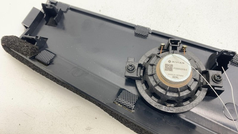 PT00040387 ⭕22-24 Rivian R1T R1S Front Dash Mesh Upper Speaker Grille Trim Cover PT00000746