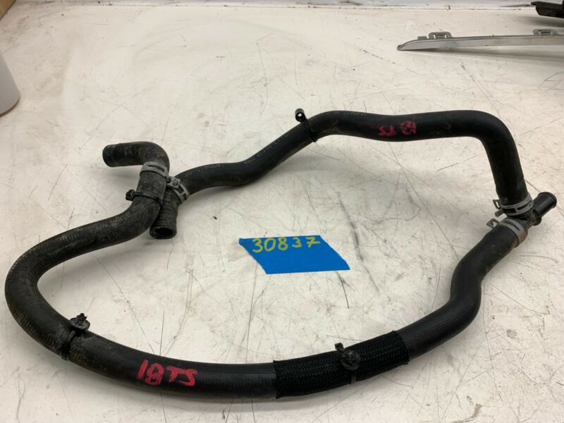 1058614-00-C 2016-2021 Tesla S Cooling Radiator Hose 3 Way to 4 Way Valve Pipe Line Assembly
