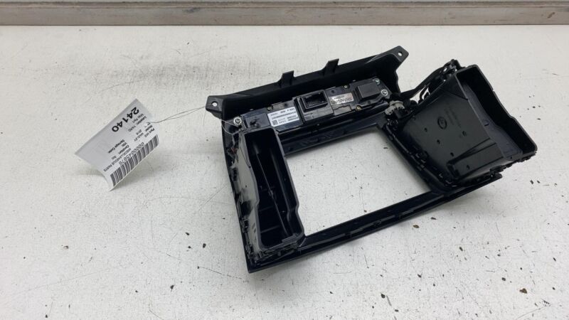 670123508 ⭕2017-2023 Levante AC Heater Climate Control Switch Radio Screen Bezel 670123508