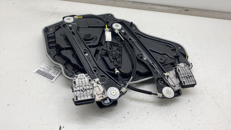 ⭕20-24 Tesla Model Y Rear Right Window Regulator & Motor w/ Carrier 14