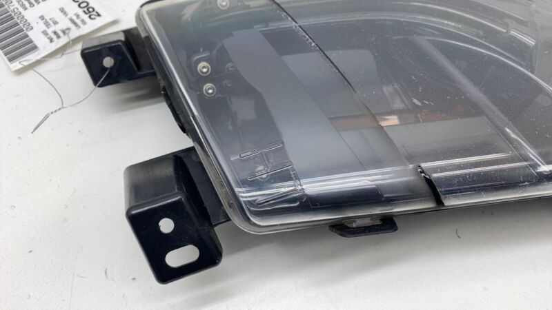 100599500D 12-20 Tesla Model S Front Driver Side Fog Light Cornering Lamp Left 1005996-00-E