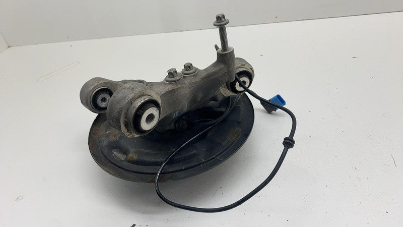 2460306 ⭕ 14-17 Mercedes-Benz B-Class Rear Driver Side Spindle Knuckle Left FWD 2460306