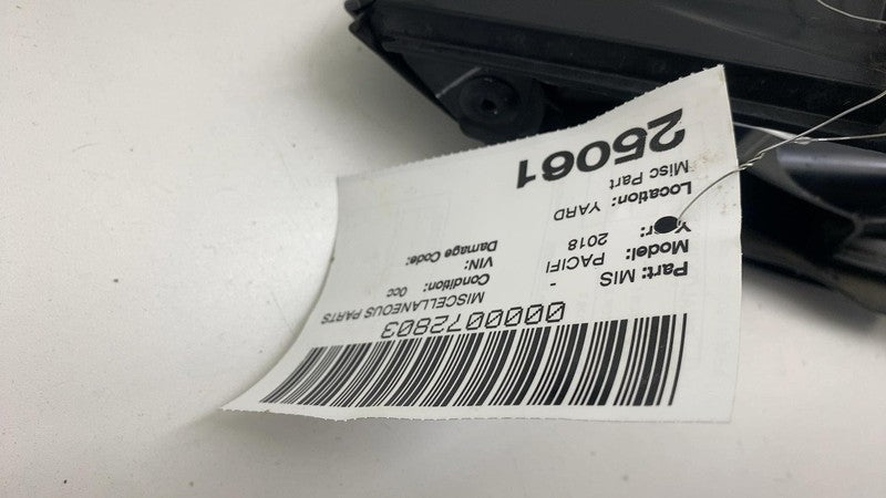 ⭕ 2017-2024 Chrysler Pacifica Rear Driver Side D-Pillar Applique Molding Left LH