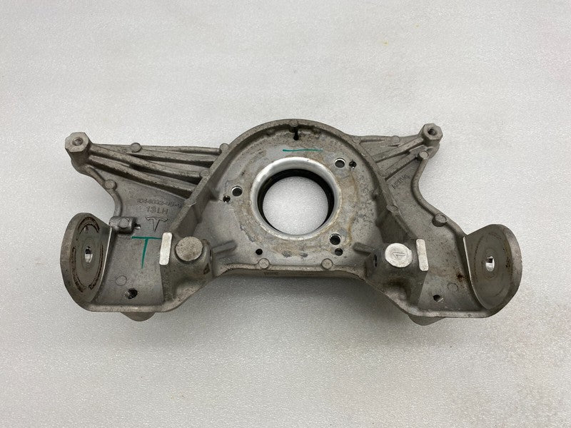 104437100D ⭕ 20-24 Model Y MY Front Driver Side Upper Strut Mount Bracket Left 1044371-00-D