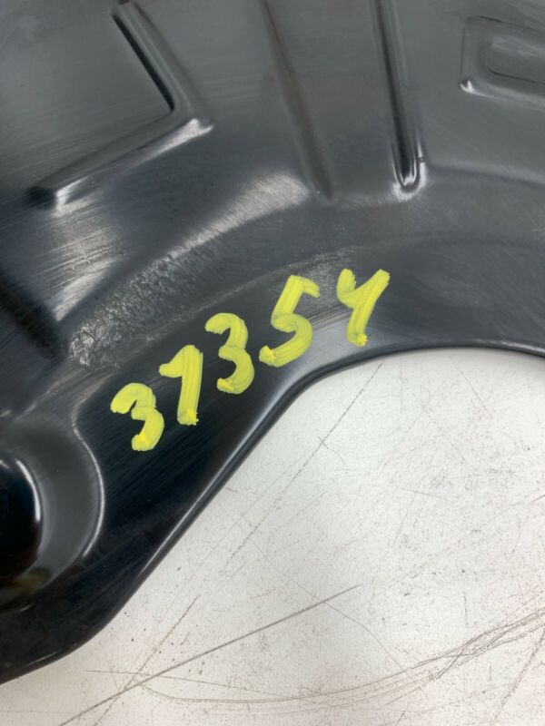 1045945-01-B ⭕12-21 Tesla Model S Front Driver Side Brake Rotor Dust Shield Left 1045945-01-B