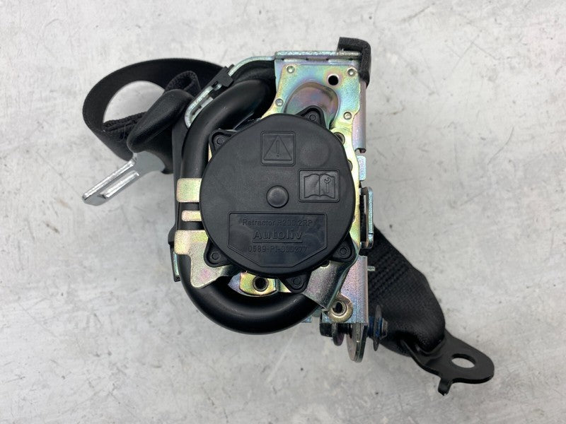 1081281-01-D ⭕17-23 Tesla Model 3 Rear Left or Right 2nd Row Seat Belt Retractor 1081281-91-D