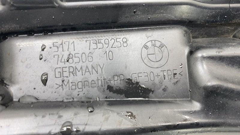 51717359258 2021 BMW 530e 530eX Front Radiator Support Lower Section Protection 5171 7359258