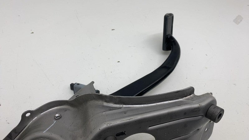 32264200 ⭕ 2021 2022 2023 Polestar 2 Front Brake Stop Pedal w/ Bracket & Sensor 32264200