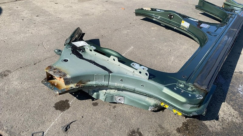 ⭕ 2022 2023 2024 Rivian R1T Driver Side Rocker Panel Frame Left LH Ass