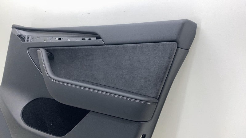 1697295 01 I ⭕ 20-24 Model Y Front Passenger Door Panel Trim Card Cover Right RH 1697295-01-I