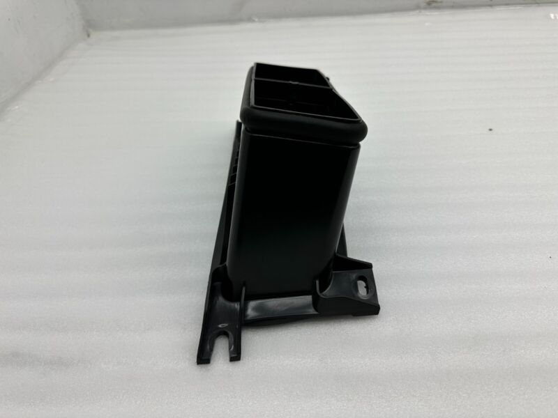 2016-2020 Tesla Model S X Air Conditioning HVAC Intake Duct Adapter Housing Assy