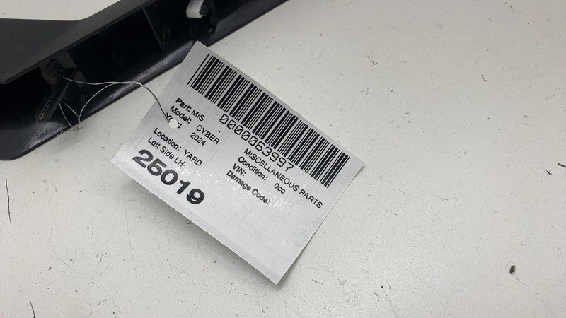 1876557-00-D ⭕ 24-25 Tesla Cybertruck Front Left Center Console Side Trim Panel 1876557-00-D