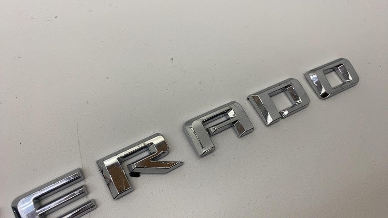 ⭕ 2025 Chevrolet Silverado 1500 Silverado Emblem OEM