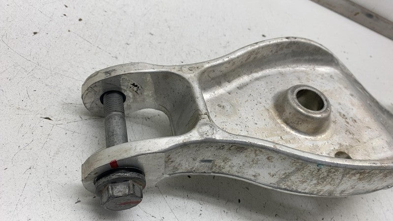 PT00001929 ⭕ 2022-2024 Rivian R1T Rear Right Lower Spring Cradle Control Arm AWD PT00001929