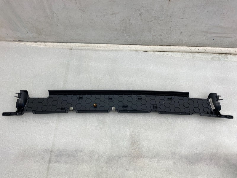 1105135 00 E ⭕ 16-20 Model X Interior Trim Spine Plastic Race Track Trim Panel 1105135-00-E