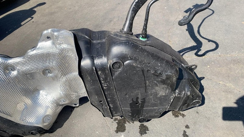 4M4201021GL ⭕ 2019-2024 Porsche Cayenne Fuel Tank w/ Pump & Pipe Hose Assembly 4M4201021GL