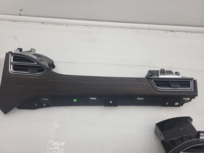 100782100D 12-15 Model S A/C Air Vent Outlet Dashboard Trim Panel 1007821-00-D/1007827-00-C
