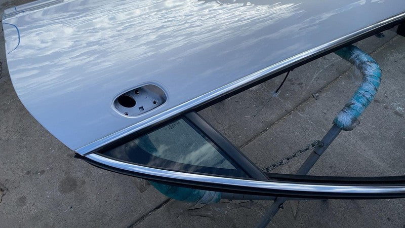 2011-2018 Porsche Cayenne Front Passenger Door Shell Panel Right RH Silver LX7W