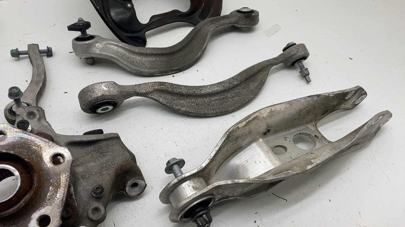 4KE505459C ⭕2019-2023 Audi e-Tron Rear Driver Side Spindle Knuckle w/ Control Arm Link Left