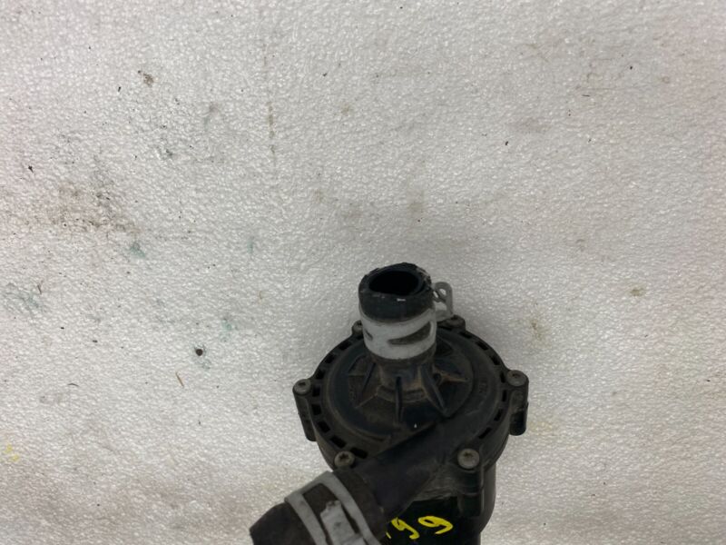2016-2020 Tesla Model S X Front Auxilliary Electric Cooling System Coolant Pump