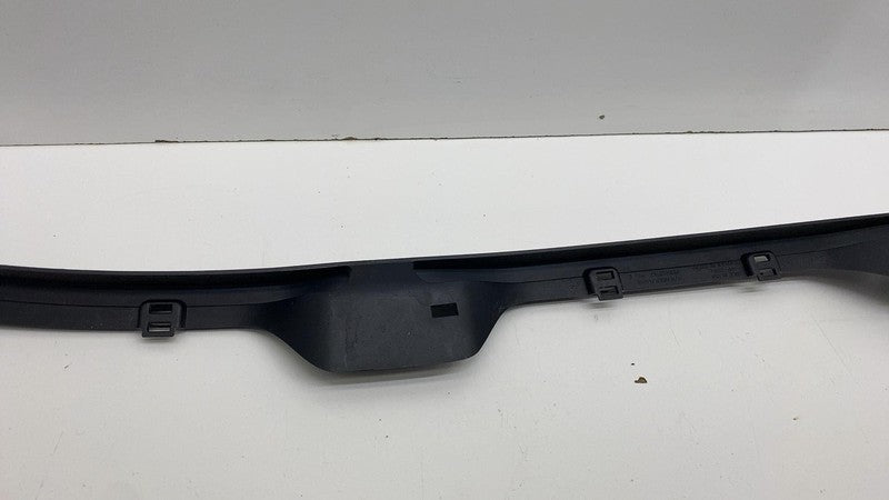 PT00028767 ⭕22-24 Rivian R1T R1S Front Hood Windshield Hider Flange Trim Molding PT00028767