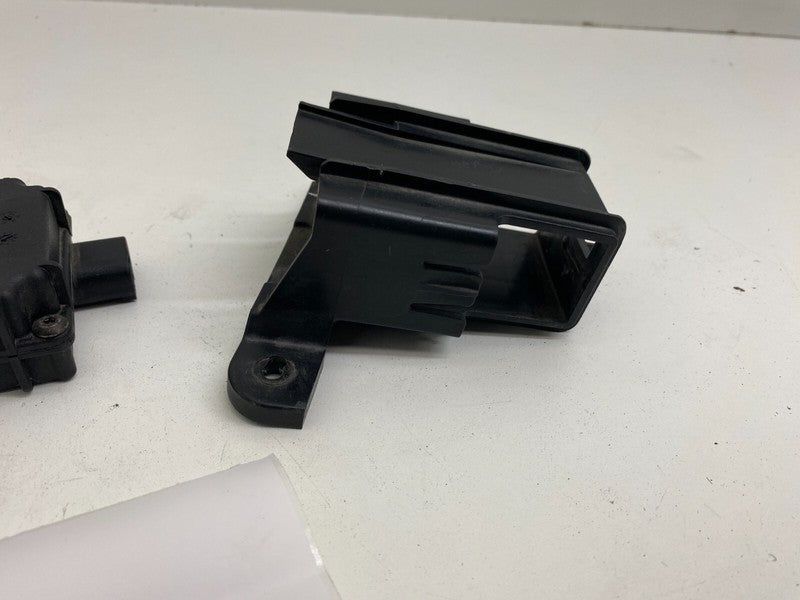 ⭕ 12-17 Tesla Model S Homelink Computer Garage Door Opener Module 1005