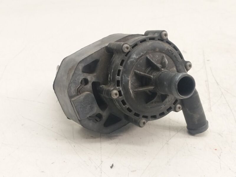 2012-2015 Tesla Model S MS Battery Coolant System Auxiliary Water Pump Assembly