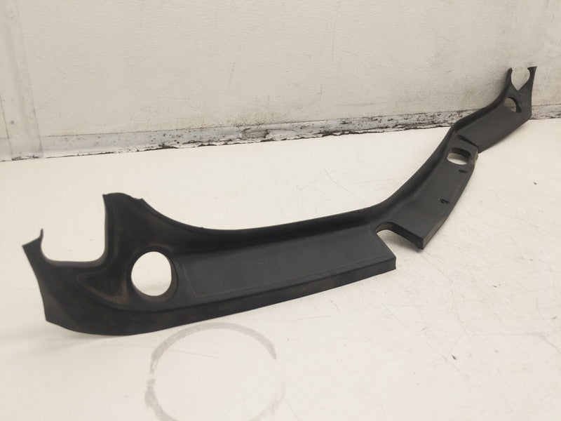 ⭕ 16-20 Model X MX Rear Center Tailgate Liftgate Upper Trim Molding 10