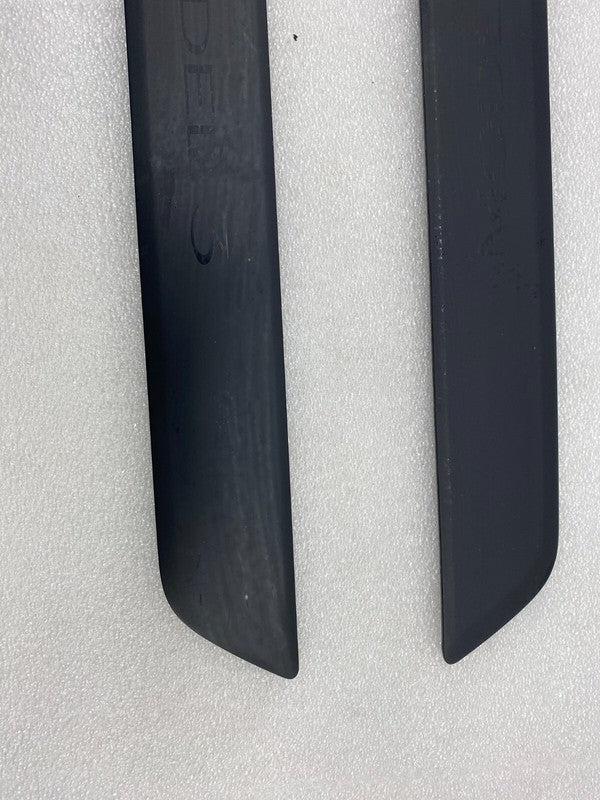 1504763 00 B ⭕ 17-23 Model 3 Front Left & Right Door Sill Scuff Plate Trim Panel 1504763-00-B