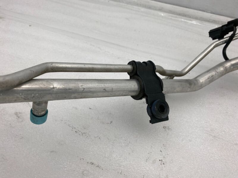 600848100A 2012-2015 Tesla Model S A/C Line Liquid Suction Pipe Hose w/ TXV Valve Solenoid
