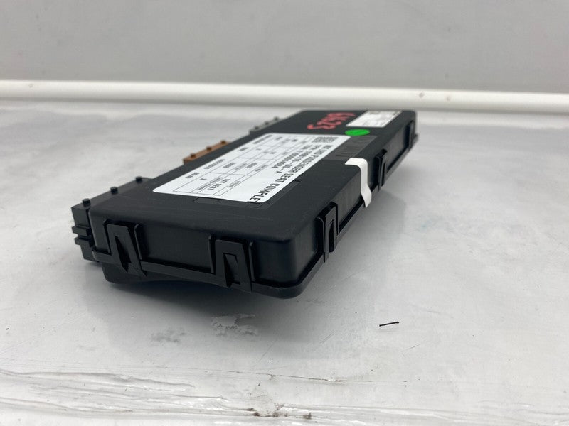 1068116-00-A ⭕ 2016-2020 Tesla Model X Passenger Seat Control Unit Module Right 1068116-00-A