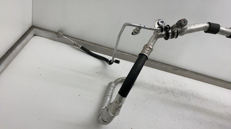 68533022AB 17-22 Chrysler Pacifica Voyager AC Suction Pipe Hose & Discharge Line 68533022AB