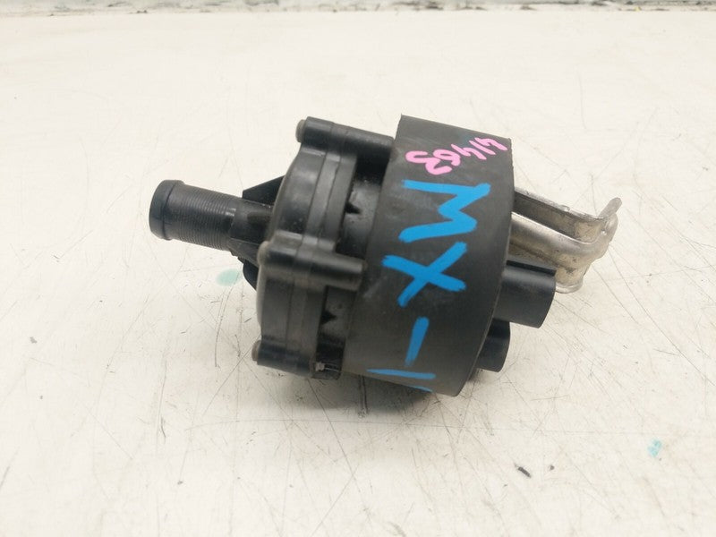 Does Not Apply 2016-2020 Tesla Model X MX Cooling System Auxiliary Coolant Water Pump Assembly