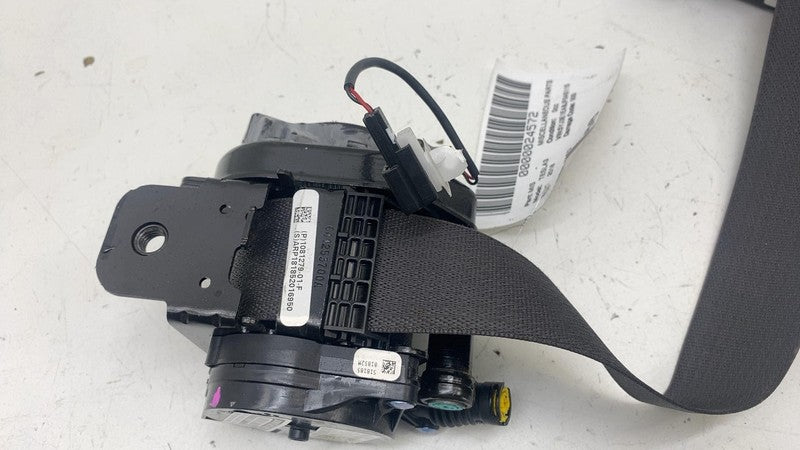 106813001B ⭕ 2017-2023 Tesla Model 3 Front Right 1st Row Seat Belt & Retractor 1081279-01-F