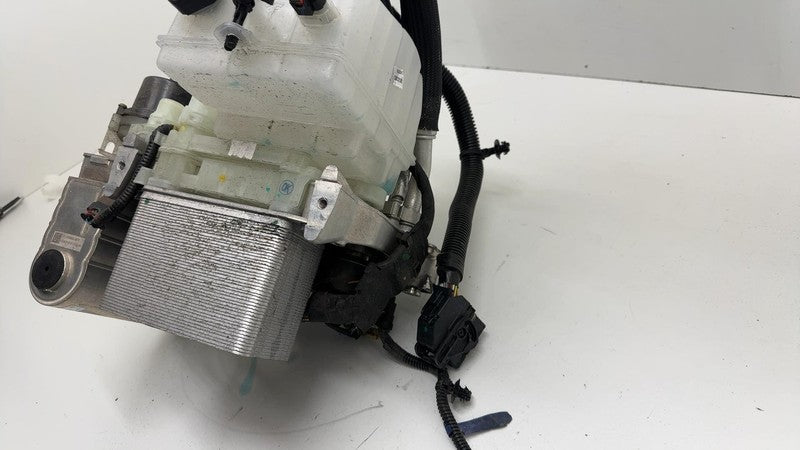 152300200B 21-24 Model 3 Supermanifold Refrigerant Chiller + Coolant Reservoir 1523002-00-B