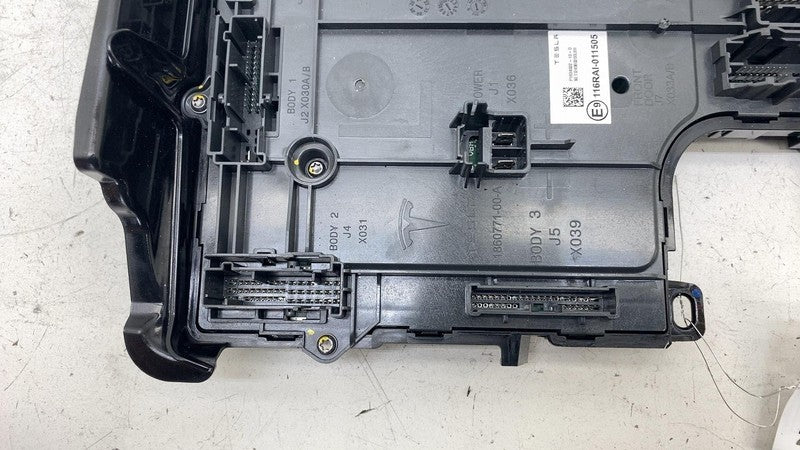 ⭕ 24-25 Model 3 Front Left Frunk Low Voltage Body Controller Module 18