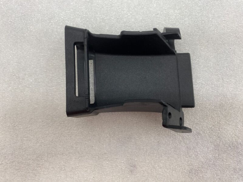 1043931 00 D 2016-2020 Tesla Model X MX Front Passenger Side Foglamp Upper Air Duct Right RH