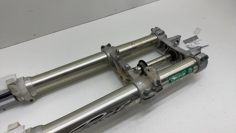 ⭕ 2002 2003 2004 Yamaha YZ250F Front Suspension Powersports Fork Assem