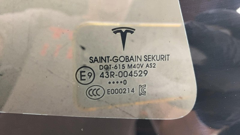 1080706-00 ⭕ 2017-2020 Tesla Model 3 Rear Right Side Quarter Fixed Window Glass 1080706-00