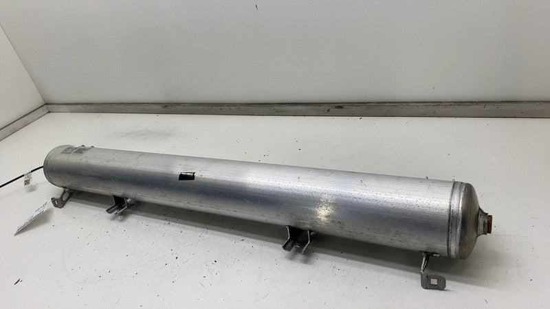 C200096608-B ⭕ 2022-2024 Rivian R1T R1S Air Ride Suspension Reservoir Tank OEM C200096608-B