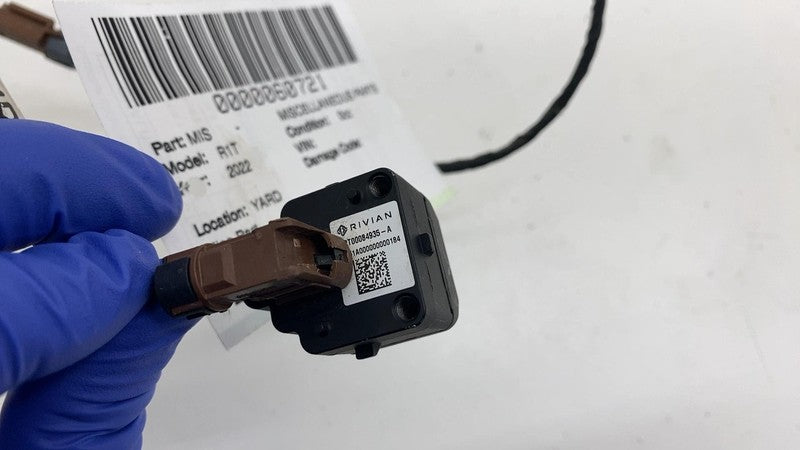 PT00084935A ⭕ 22-24 Rivian RIT Front Left or Right Fender Parking Camera Module PT00084935-B