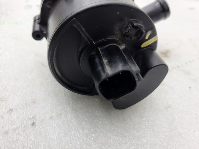 103534800G 2016-2020 Tesla Model S X Cooling System Auxiliary Water Coolant Pump FWD Assy