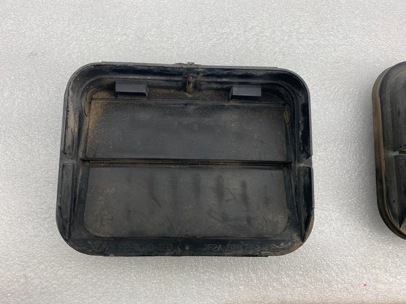 2F2A B280B62 AB ⭕12-20 Tesla Model S Rear Quarter Panel Rubber Flap Extractor Air Vent Grille x2