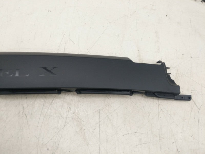 1105132 00 D ⭕16-22 Model X Driver Side Spine Plastic Race Track Trim Panel Left 1105132-00-D