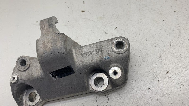 31686307 ⭕ 2021-2023 Polestar 2 Front Left Side Engine Mount Support Bracket LH 31686307