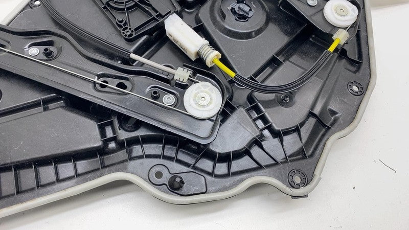 ⭕20-24 Model Y Rear Right Door Window Regulator & Motor w/ Carrier 149