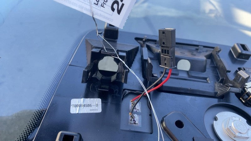 PT00002107 L ⭕ 2022-2024 Rivian R1T R1S Front Windshield Glass w/o Camera Module PT00002107-L