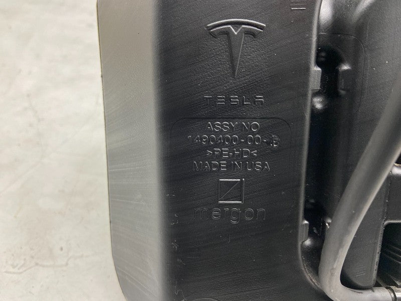 ⭕ 20-24 Model Y MY Windshield Washer Fluid Tank Reservoir & Motor 1490